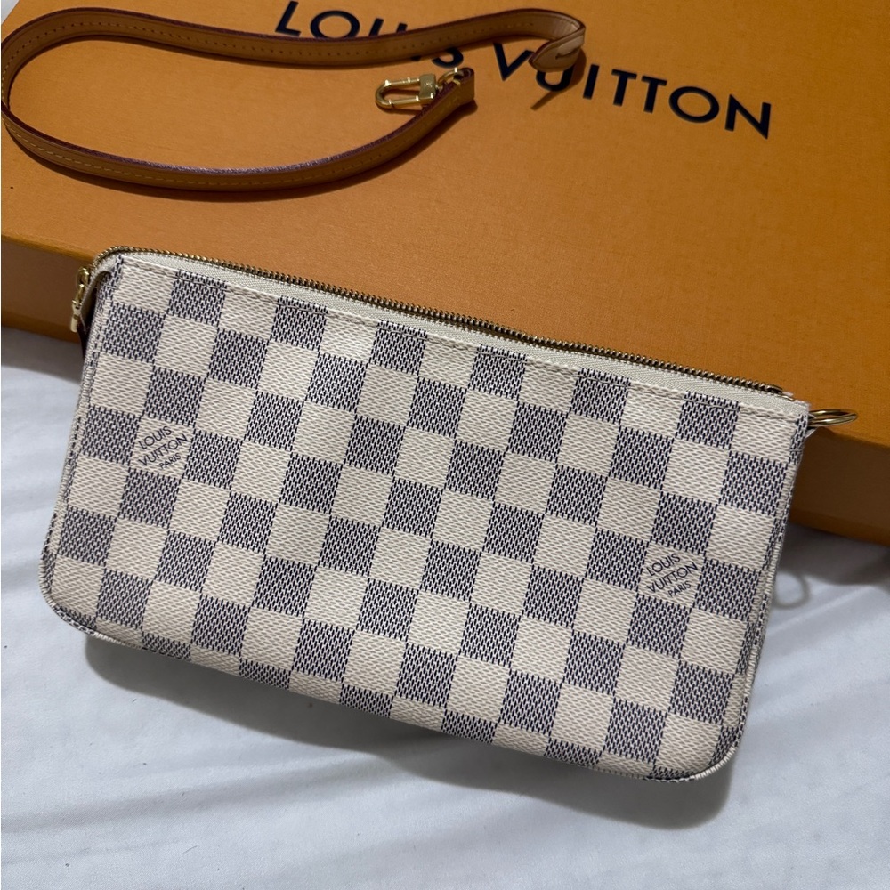 Authentic LV pochette accessoire